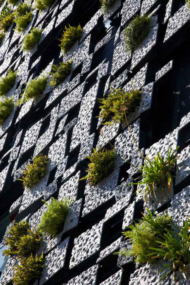 Здание с живым фасадом от Kengo Kuma