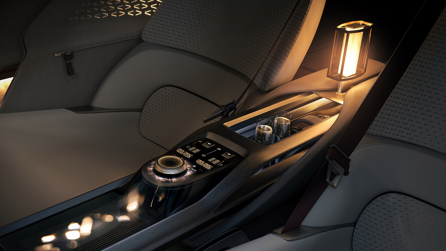 Bentley раскрывает дизайн будущего: трёхместный электроконцепт EXP 15