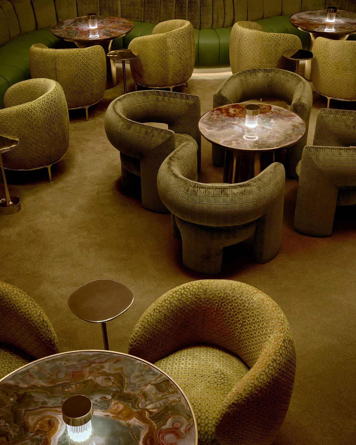 Бруно Марс и Yabu Pushelberg спроектировали коктейль-бар в казино Лас-Вегаса