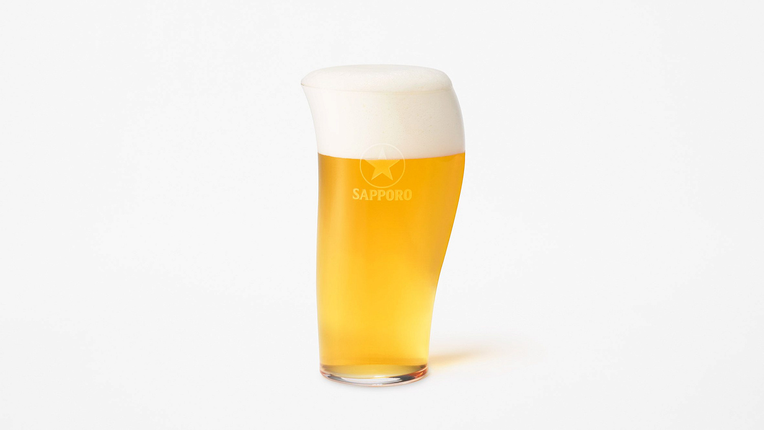 Nendo разрабатывает пивные бокалы, которые позволяют распробовать пиво с "трёх вкусовых сторон"