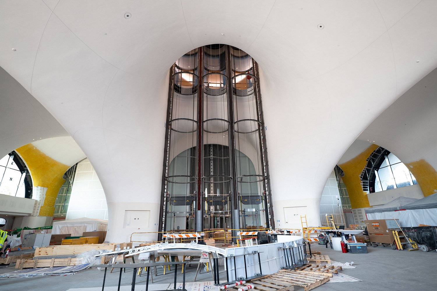 «Сказочный» Музей нарративного искусства Лукаса от MAD Architects скоро откроется в Лос-Анджелесе