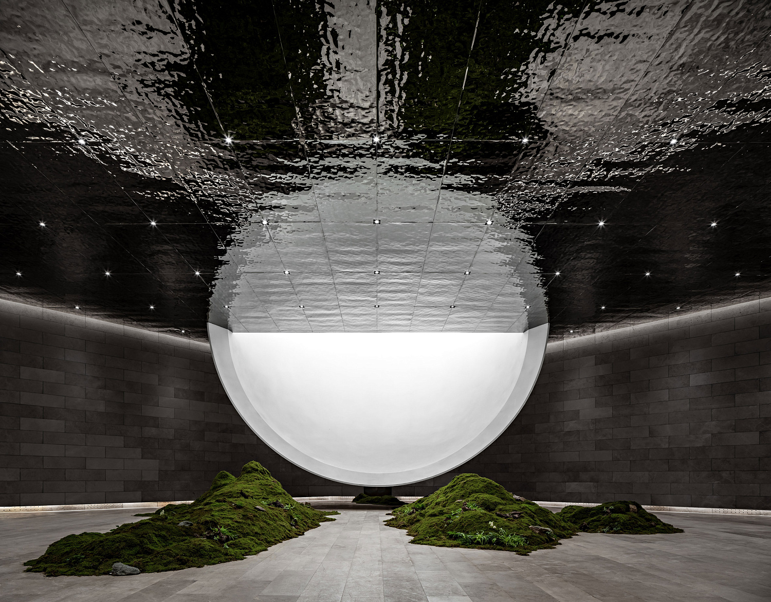 Syn Architects увенчала свадебную часовню в Китае подсвеченной «луной»